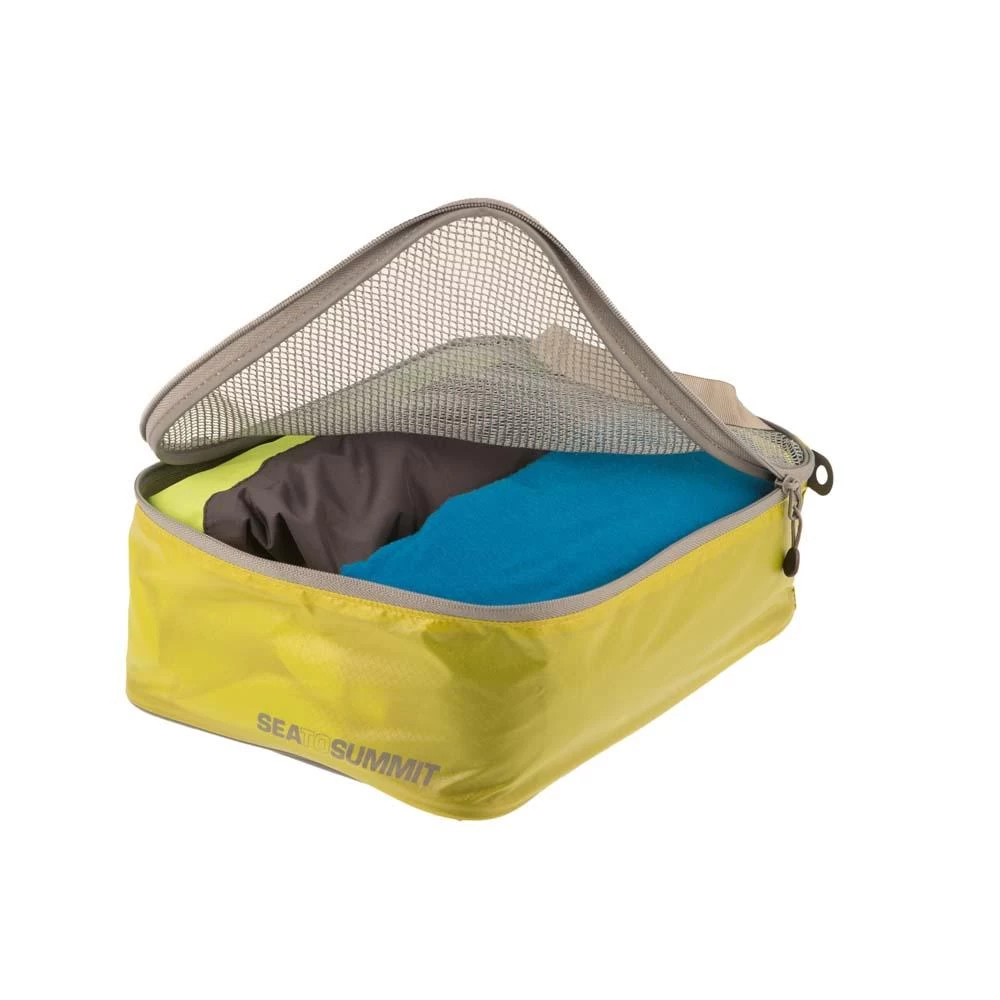 Sea To Summit Travelling Light Garment Mesh Bag - Small 4 Sea To Summit Travelling Light Garment Mesh Bag - Small - Image 2