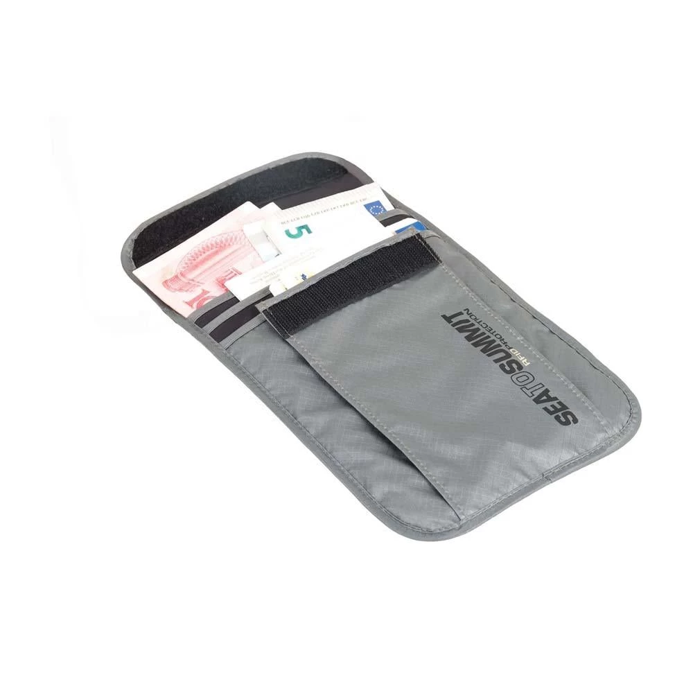 Sea To Summit Travelling Light Neck Wallet RFID 3 Sea To Summit Travelling Light Neck Wallet RFID